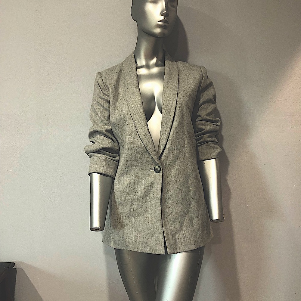 Alice + Olivia blazer beautiful 🤩